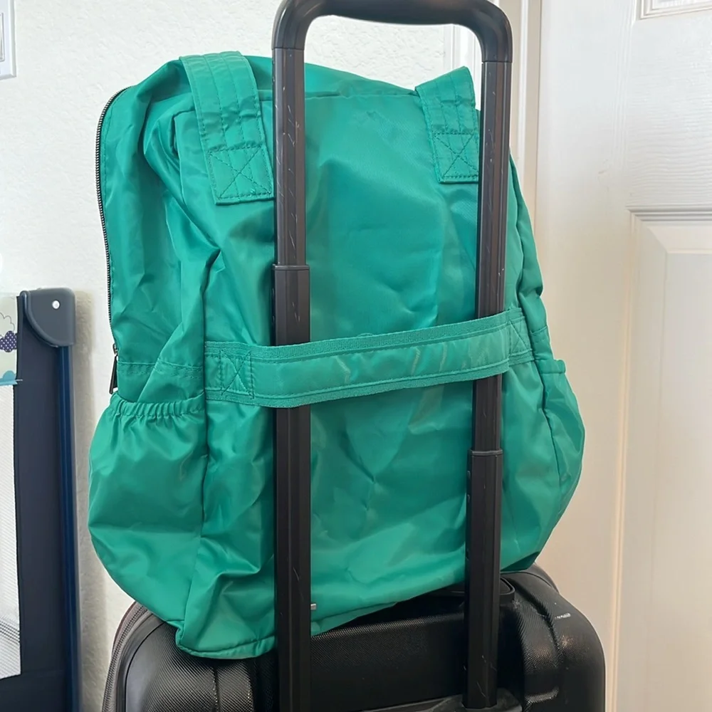 NWOT Lug Ranger XL Packable Tote Bag — Emerald Green - Picture 8 of 9